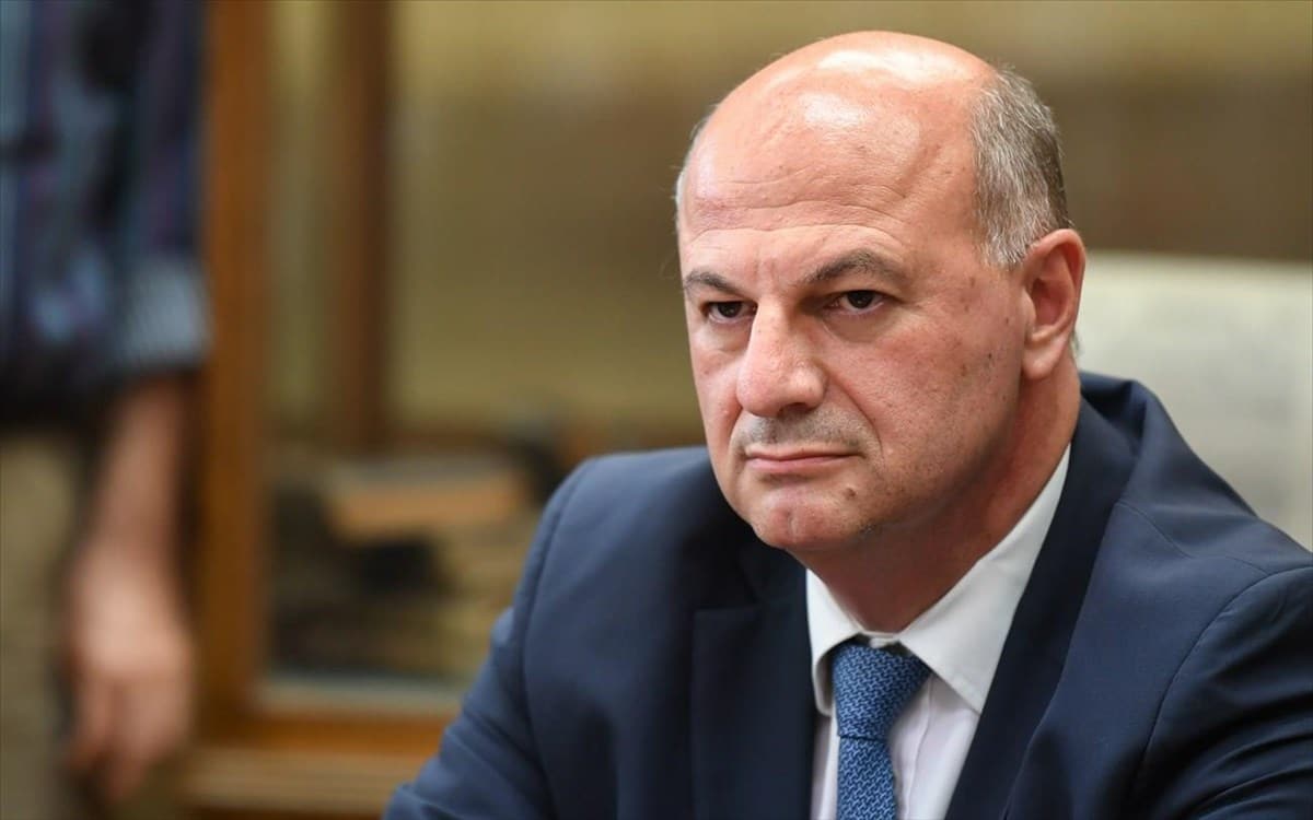 220303163923 kostas tsiaras