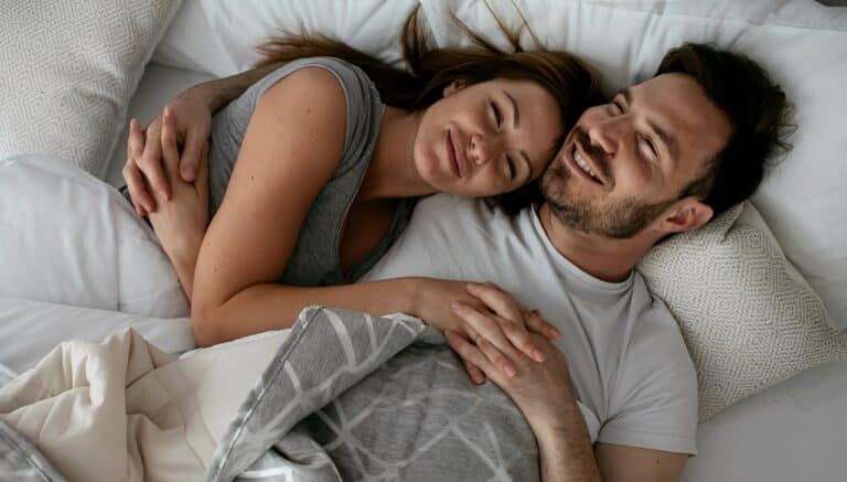 10 πράγματα που θέλουν να ακούσουν οι άντρες κατά τη διάρκεια του σeξ