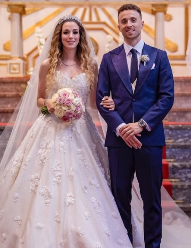 99960287 15087871 jota had married his childhood sweetheart rute cardoso the mothe m 24 1757592462246
