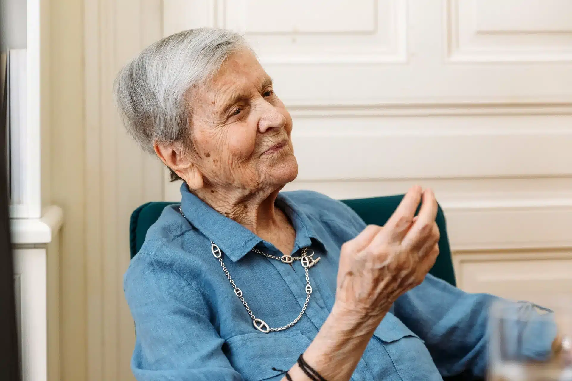 Ελένη Αρβελέρ: «Η Ελλάδα κινδυνεύει από τους Έλληνες που ξέχασαν να είναι Έλληνες» 18 eleni glykatzi arveler lifo 1