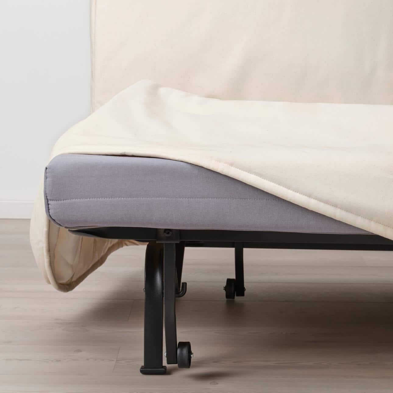 ikea kanapes krevati4 1