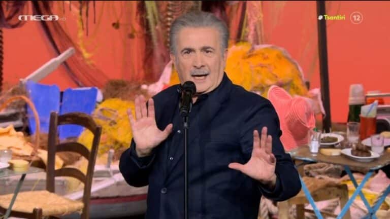 Λάκης Λαζόπουλος: «Θα τρελαθώ, 200 γέροι κουμαντάρουν όλη την Ελλάδα»