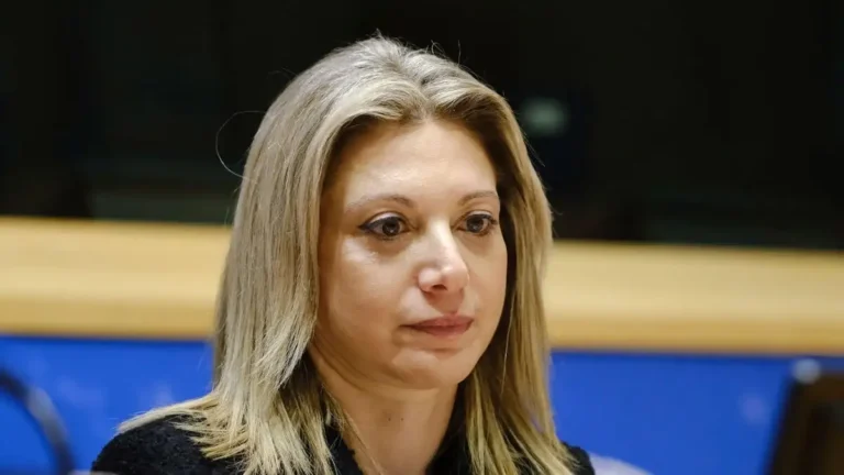 Μαρία Καρυστιανού: «Έχουμε δικαίωμα στην εκταφή, τα οστά του παιδιού μου είναι δικά μου, όχι κρατική περιουσία»