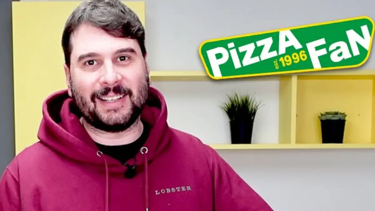 paris roupos pizza fan.jpg 1