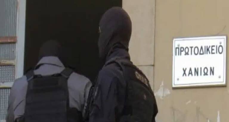 Τουλάχιστον 90 άτομα εμπλέκονται στη μαφία της Κρήτης – Κληρικός ζητούσε να δείρουν άτομα