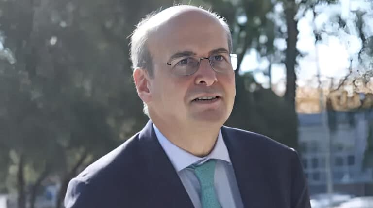 Χατζηδάκης για πακέτο της ΔΕΘ: «Θα κεpδίσουν περισσότερα όσες οικογένειες έχουν περισσότερα μέλη»