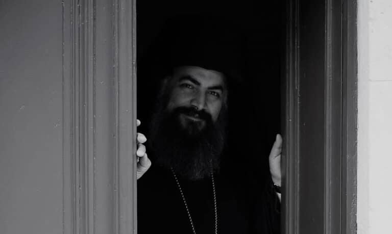 Ο Αρχιμανδρίτης Μελχισεδέκ και η «σκιά» της κρητικής μαφίας – Γιατί τον θέλουν μητροπολίτη;