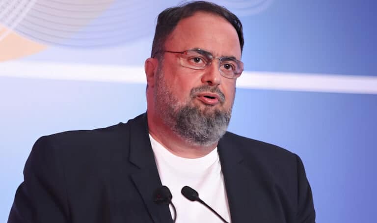 Μαρινάκης για κυβέρνηση: «Μεγάλη διαφθορά, σκάνδαλα και ακρίβεια – Η μέση οικογένεια δεν βγάζει τον μήνα»