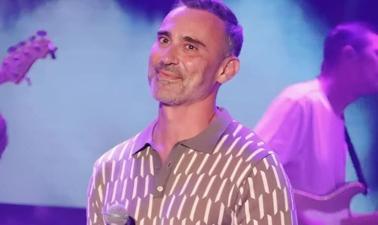 Γιώργος Καπουτζίδης: Η αφιέρωση στον σύντροφό του – «Με έκανε να μη φοβάμαι»