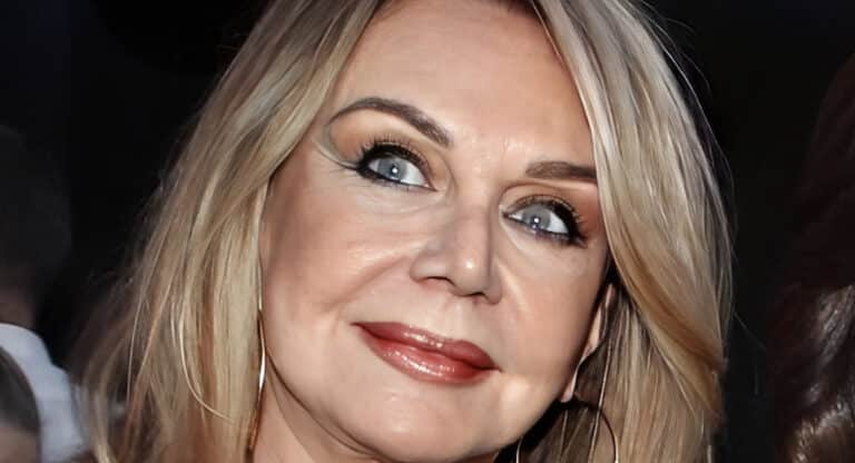 Αληθινή αριστοκράτισσα η  Αγάπη Πολίτη: Η κομψή εμφάνισή της λίγο πριν τον γάμο του γιου της, Παύλου Βαρδινογιάννη