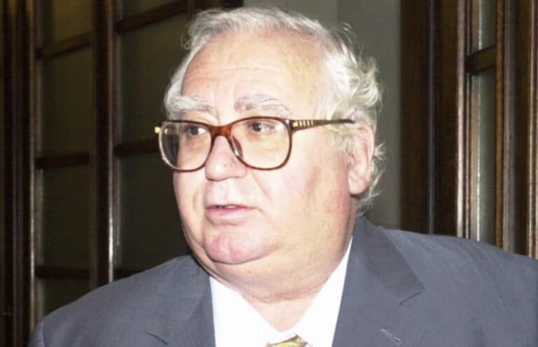 Πέθανε ο Αλέκος Ακριβάκης – Ιδρυτικό μέλος του ΠΑΣΟΚ και πρώην υπουργός