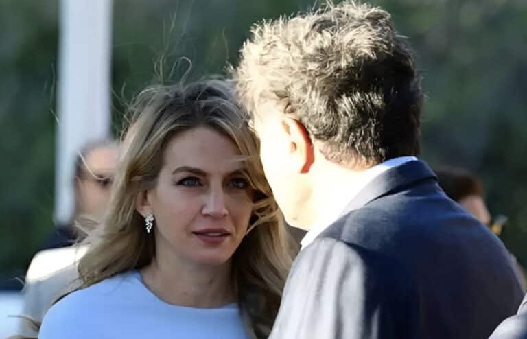 Γάμος Παύλου Βαρδινογιάννη: Η εμφάνιση της Χρυσής Βαρδινογιάννη με τον Νικόλαο Ντε Γκρες