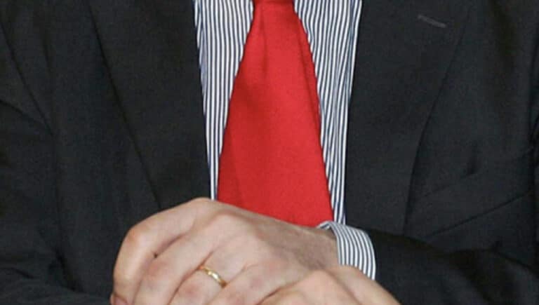 Συνελήφθη ο γιος πασίγνωστου πολιτικού στην Κηφισιά με μικροποσότητα κάναβης