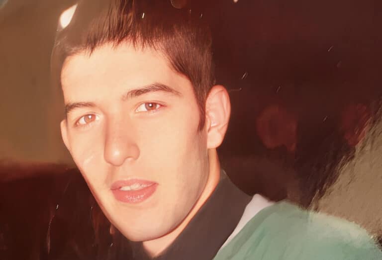 Πασίγνωστος Έλληνας μικρός που δεν ήξερε τότε ότι είχε άστρο – Τώρα μιλάνε όλοι για αυτόν