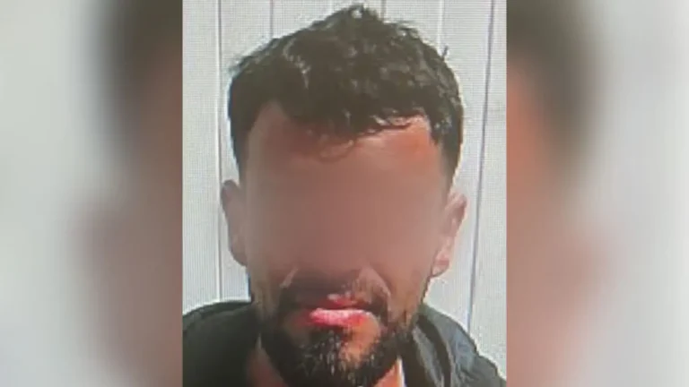 Αιγάλεω: Μέλος του ISIS δήλωνε ο 32χρονος που επιτέθηκε σε ανήλικες – «Δέχτηκα εντολές για τις πυρκαγιές από άλλο μέλος, που μένει στο Παγκράτι»