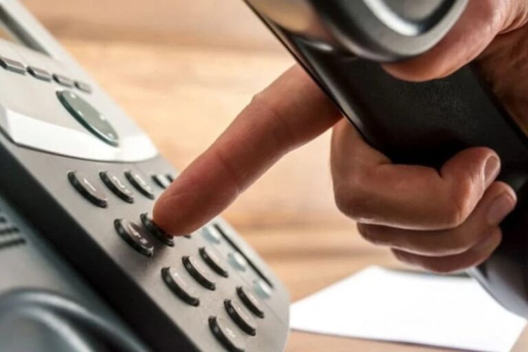 tilefoniki apati 768x512 1