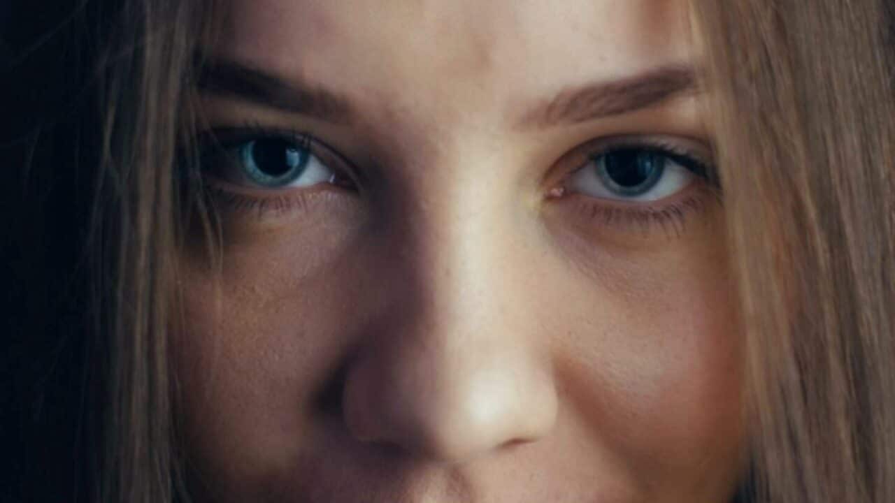 to charaktiristiko poy prodidei ayton poy se zileyei kai se fthonei 1 1280x720 1