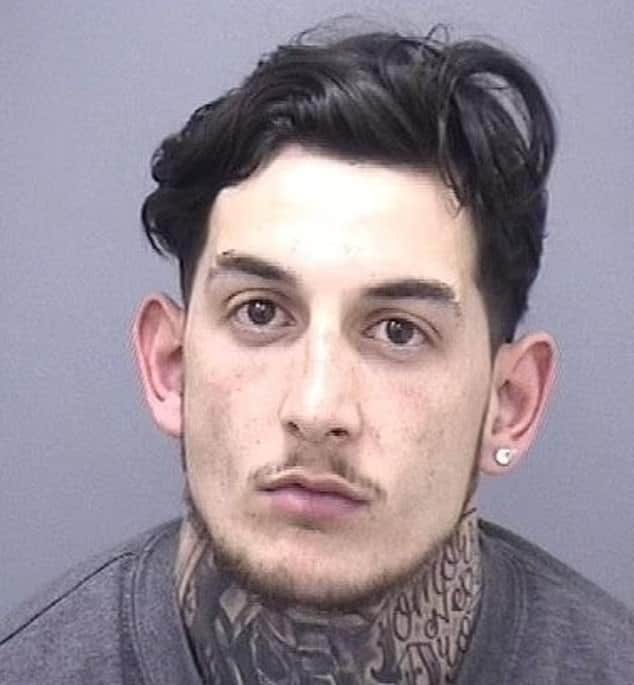 Σκάνδαλο πίσω από τα κάγκελα: 23χρονη δεσμοφύλακας έκανε σeξ με κρατουμένους στην αίθουσα προσευχής 3 103355829 15231873 image a 2 1761590931642