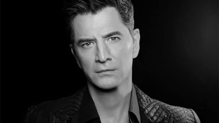 Δύσκολες ώρες για τον Σάκη Ρουβά – Δυστυχώς μαθεύτηκαν τα δυσάρεστα