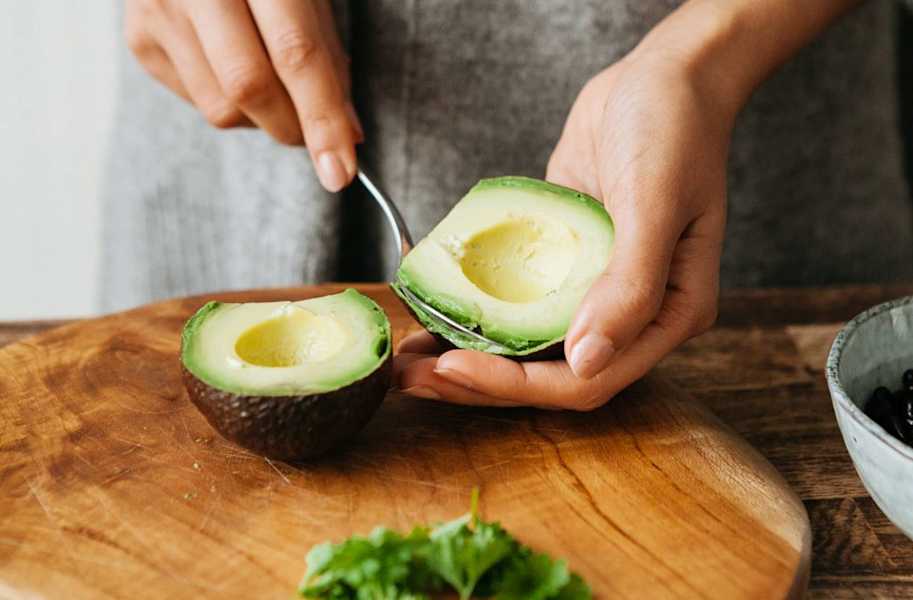 3160 avocado and bean dip stepbystep 006 1 1024x682 1