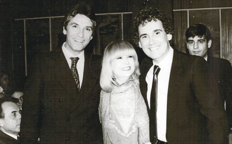 «Όσο ήμουν παντρεμένος δεν πήγα ποτέ με άντρα. Τα είχα με γνωστό πρωταγωνιστή και νόμιζαν ότι είναι στρέιτ» 1 483 793x492 1