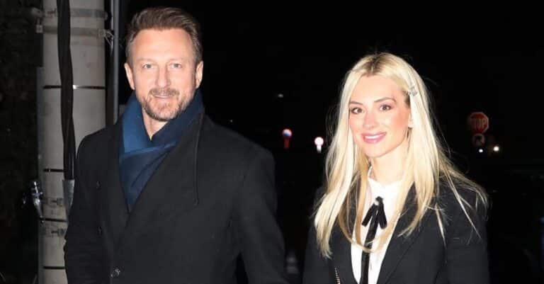 Κώστας Καραφώτης: «Δεν έχουμε κωδικούς στα κινητά μας με τη γυναίκα μου, τα έχουμε όλα μαζί» Κώστας Καραφώτης: «Δεν έχουμε κωδικούς στα κινητά μας με τη γυναίκα μου, τα έχουμε όλα μαζί»