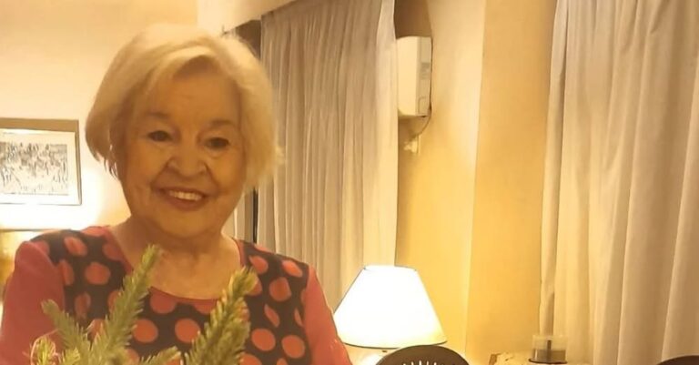 Γιάννα Σταυράκη: «Τον γιο μου τον χάρισα στην Παναγία – Είναι η κοινή μας μάνα»