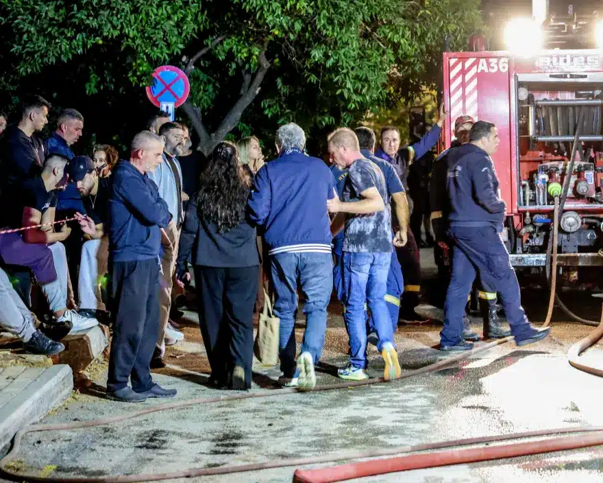 Ανείπωτη τραγωδία στη χώρα μας: Γιος έβαλε φωτιά και έκαψε την μάνα και τον θείο του 15 fotia irakleio 1