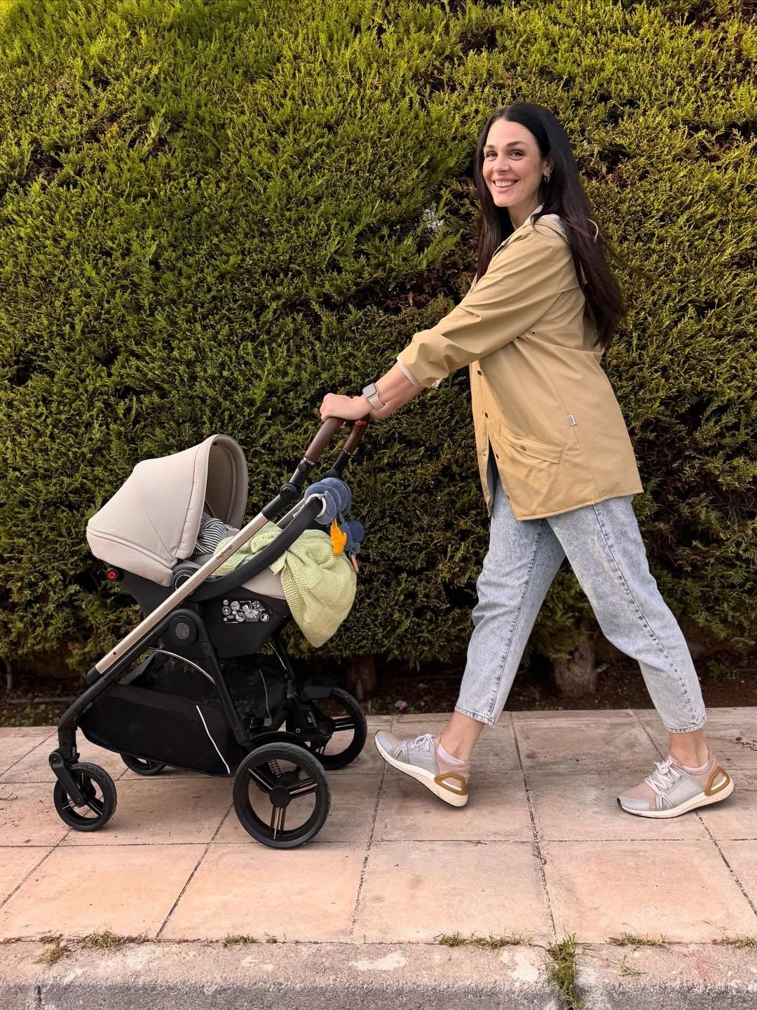 Ιωάννα Τριανταφυλλίδου: Αγκαλιά με τον 2 μηνών γιο της - Η τρυφερή φωτογραφία 2 ioanna triantafullidou