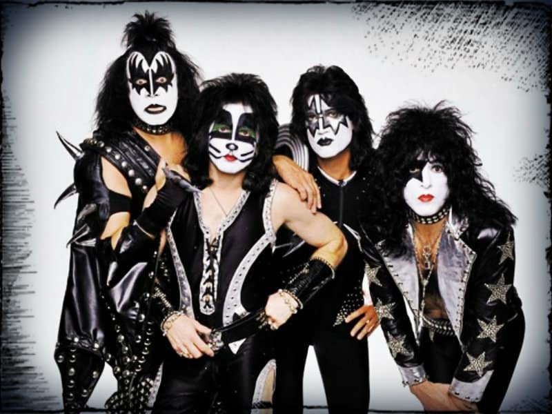 kiss.gr