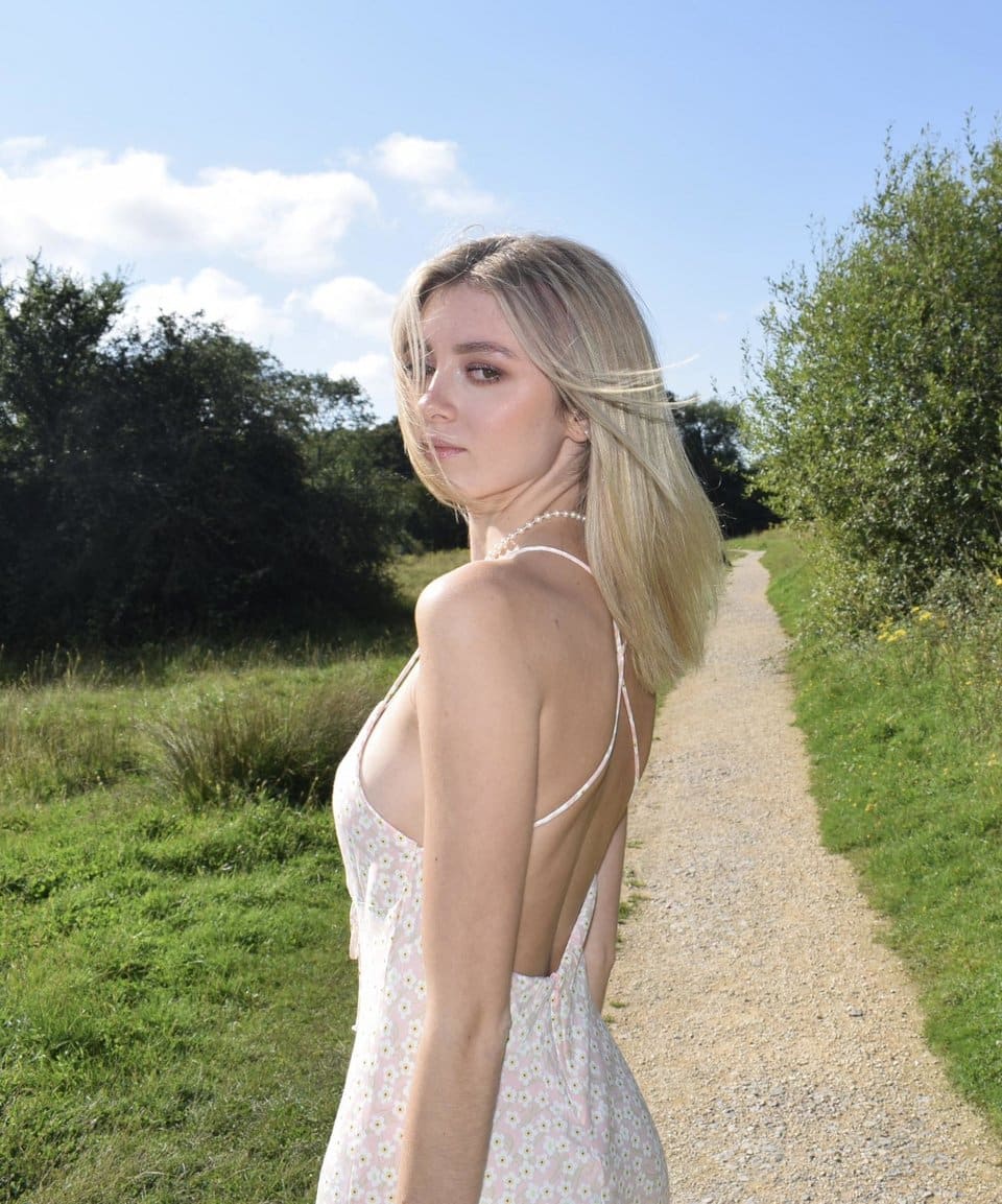 paloma shemirani 1 fb sm