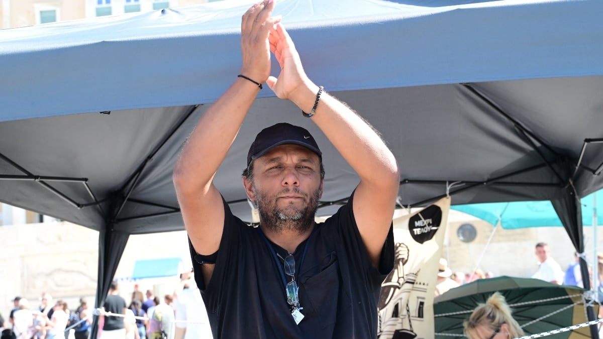 panos routsi apergia peinas 1