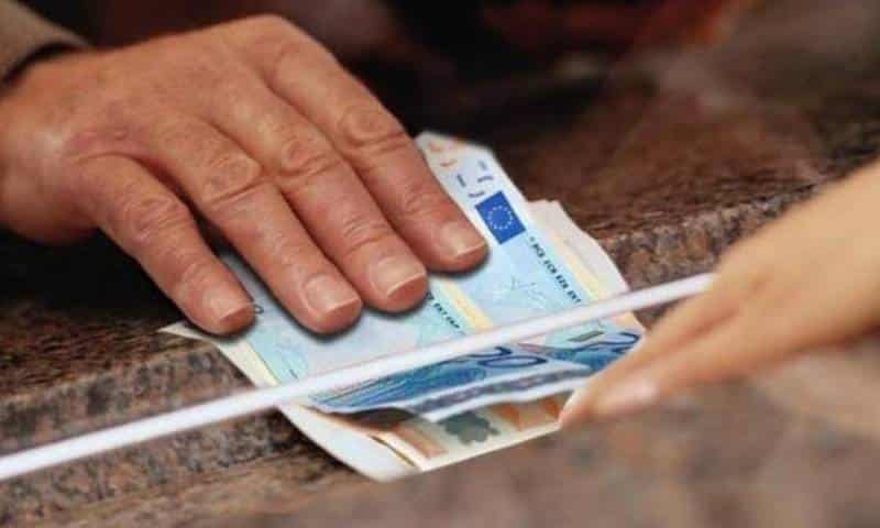 Έρχονται αυξήσεις στις συντάξεις - Πόσοι και πόσο ωφελούνται, αναλυτικά παραδείγματα 1 sintaxi 1