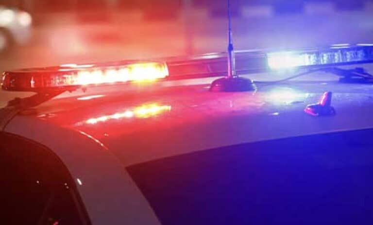 Φpίκη: Μητέρα πυροβόλησε τα τέσσερα παιδιά της – Σκότωσε τον 13χρονο γιο της και την 3χρονη κόρη της