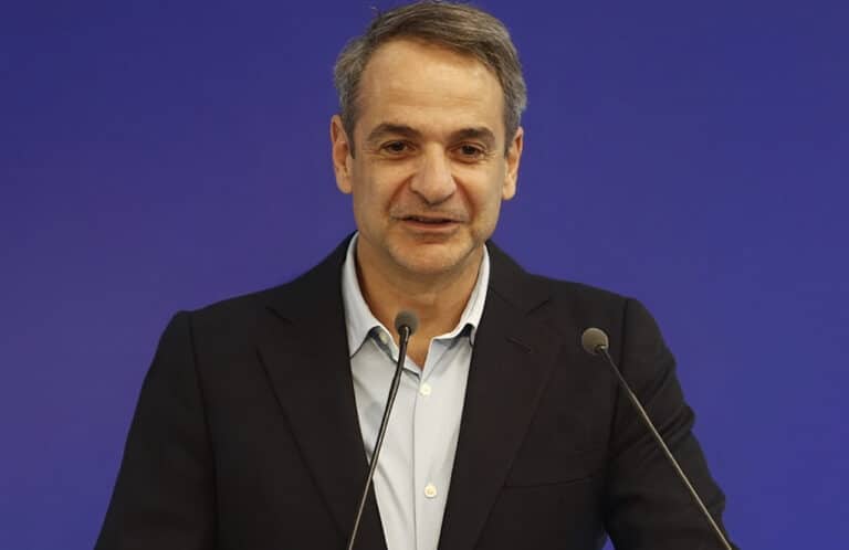 Μητσοτάκης: «Πολλοί νέοι ήδη επιλέγουν να δουλεύουν σε δύο δουλειές 13ωρα – Εμείς δίνουμε τη δυνατότητα να δουλεύεις στον ίδιο εργοδότη»