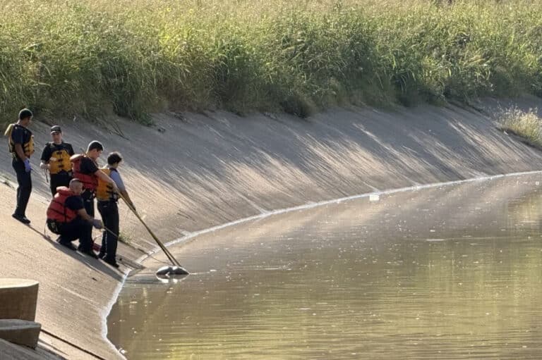 Βρέθηκαν 16 πτώματα σε λίμνη – Φόβοι για serial killer που κυκλοφορεί ελεύθερος