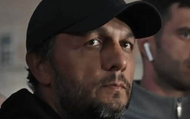 Πάνος Ρούτσι για το Μνημείο του Αγνώστου Στρατιώτη: «Θέλουν να μας διώξουν, να σβήσουν τα ονόματα των θυμάτων των Τεμπών»