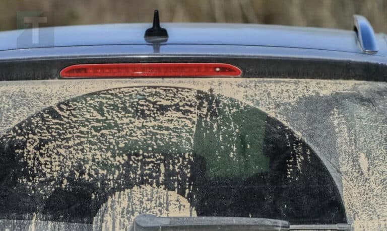 Ένα βρώμικο αυτοκίνητο λέει πολλά για την προσωπικότητά σας σύμφωνα με αυτόν τον ψυχολόγο