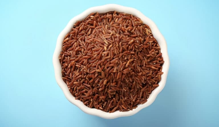 Το Νο1 φυσικό συστατικό που ρίχνει κατά 22% τη χοληστερίνη – Υπάρχει και στις στατίνες