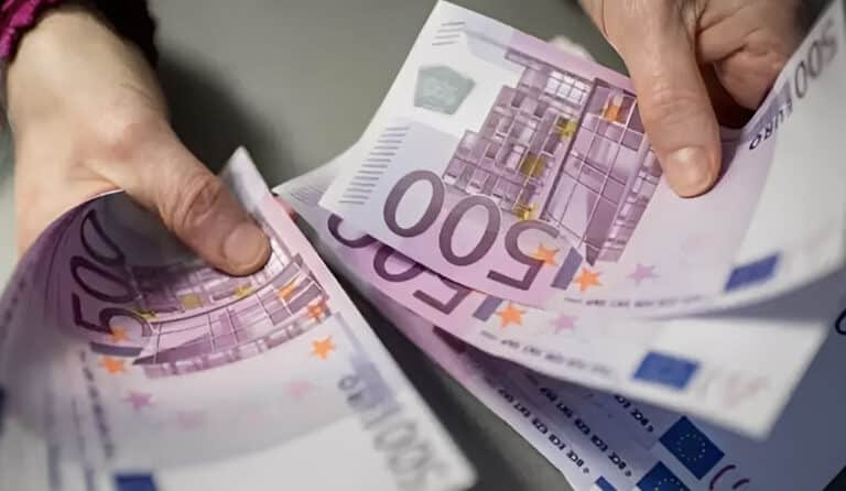 Μετρητά: Όλη η αλήθεια – Καταργούνται ή όχι;