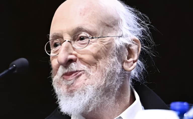 Διονύσης Σαββόπουλος: Η συνταρακτική εξομολόγηση για τη μάχη με τον καρκίνο – «Μου αφαίρεσαν μισό πνευμόνι»