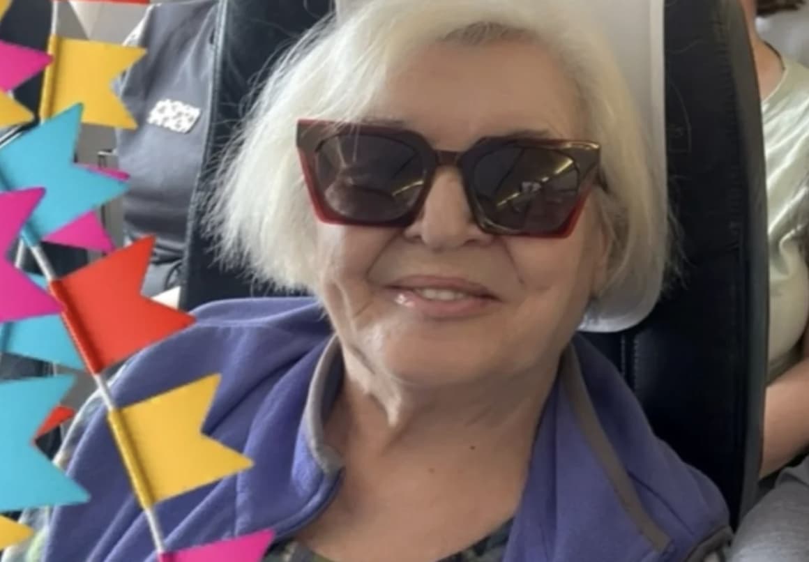 Γιάννα Σταυράκη: «Τον γιο μου τον χάρισα στην Παναγία – Είναι η κοινή μας μάνα» 3 stigmiotypo othonis 2025 10 25 02.15.57