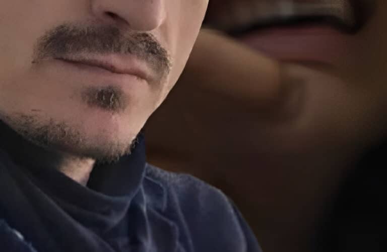 Στο εδώλιο του Εφετείου κακουργημάτων ο πασίγνωστος Έλληνας ηθοποιός και σκηνοθέτης, με βαρύ κατηγορητήριο, που αφορά 2 απόπειρες και έναν βιασμό σε 2 γυναίκες