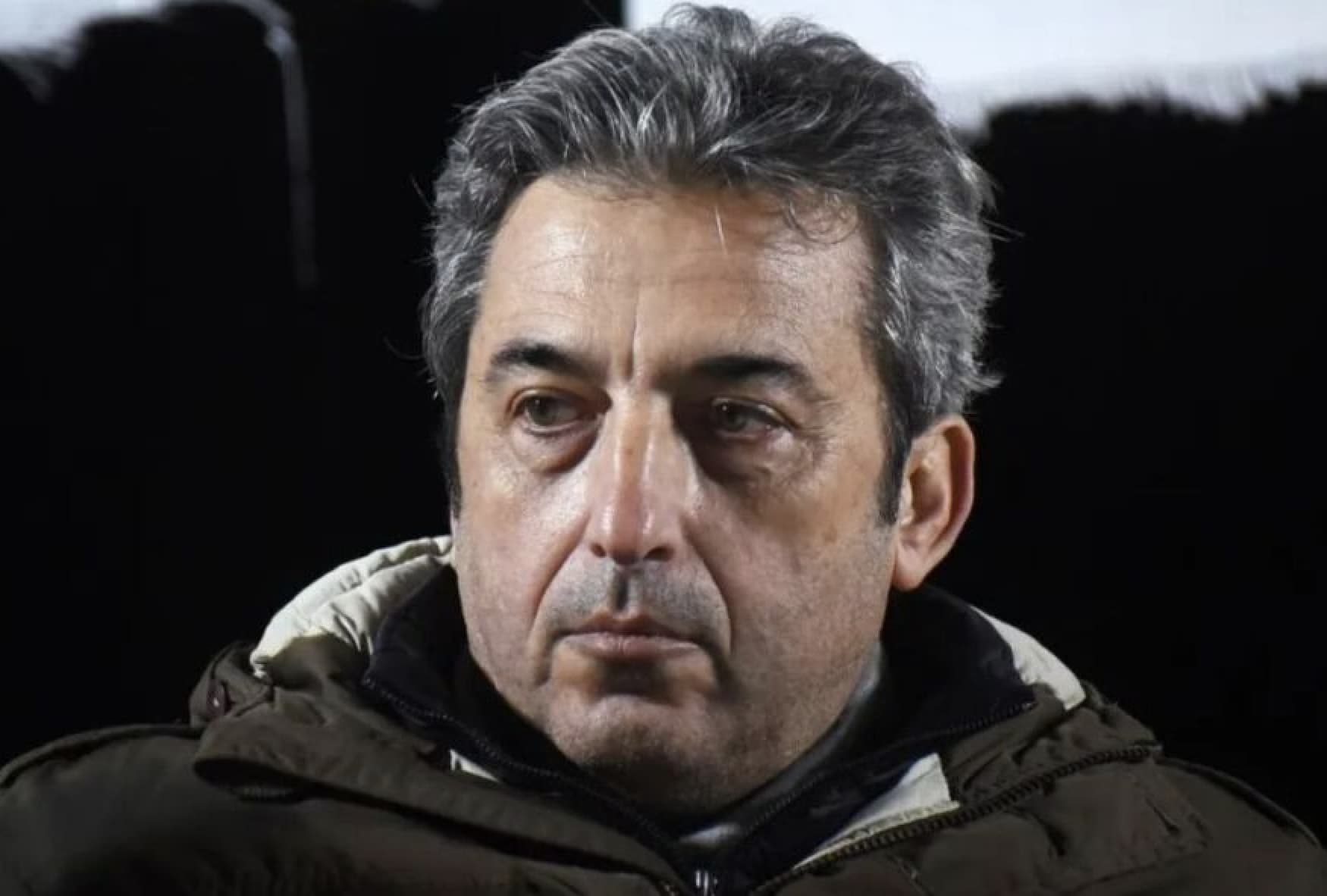 Παύλος Ασλανίδης σε Παύλο Μαρινάκη: « Ντροπή είναι να κυβερνάς και να παίζεις με τις ζωές των ανθρώπων» 2 stigmiotypo othonis 2025 10 25 18.55.21