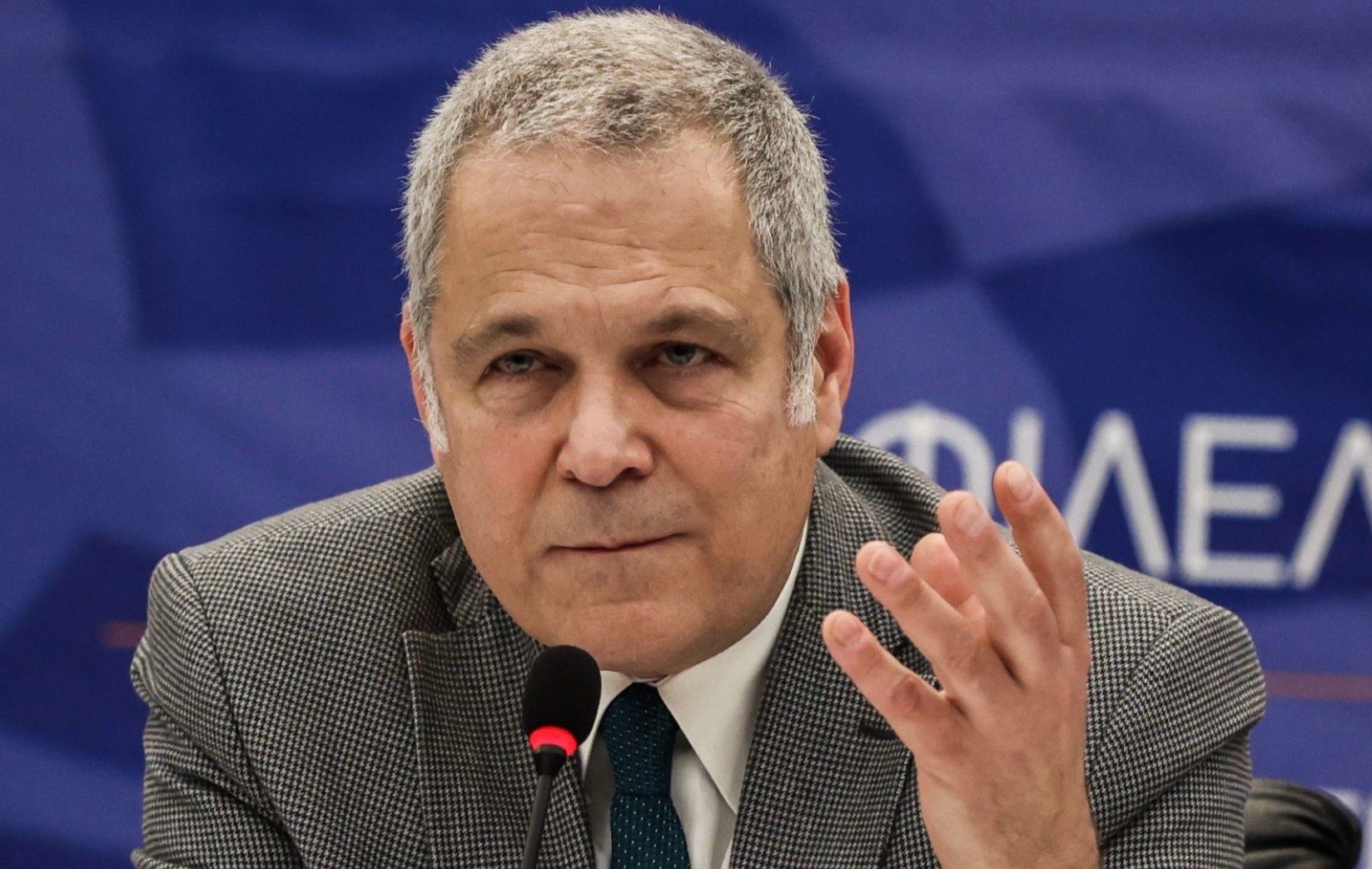 Σάλος με τα βαριά λόγια του Τζίμερου για την Κωνσταντοπούλου - «Η κόρη μου η καθαρίστρια» 1 stigmiotypo othonis 2025 10 27 21.57.01