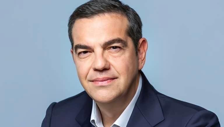 Δεν αστειεύεται ο Τσίπρας – Διάλεξε 41 σοβαρούς επιστήμονες και ετοιμάζεται να διώξει τον Μητσοτάκη από την κυβέρνηση.