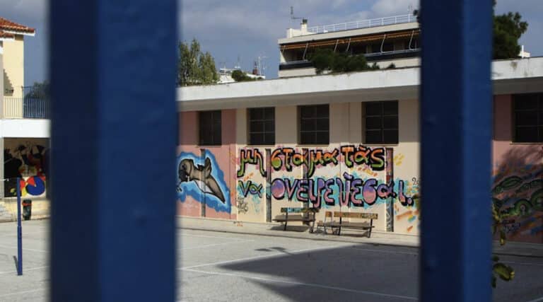 «Οι γιατροί ξέσπασαν σε λυγμούς» – Συγκλονίζει ο θάνατος της 10χρονης σε σχολείο στον Ασπρόπυργο