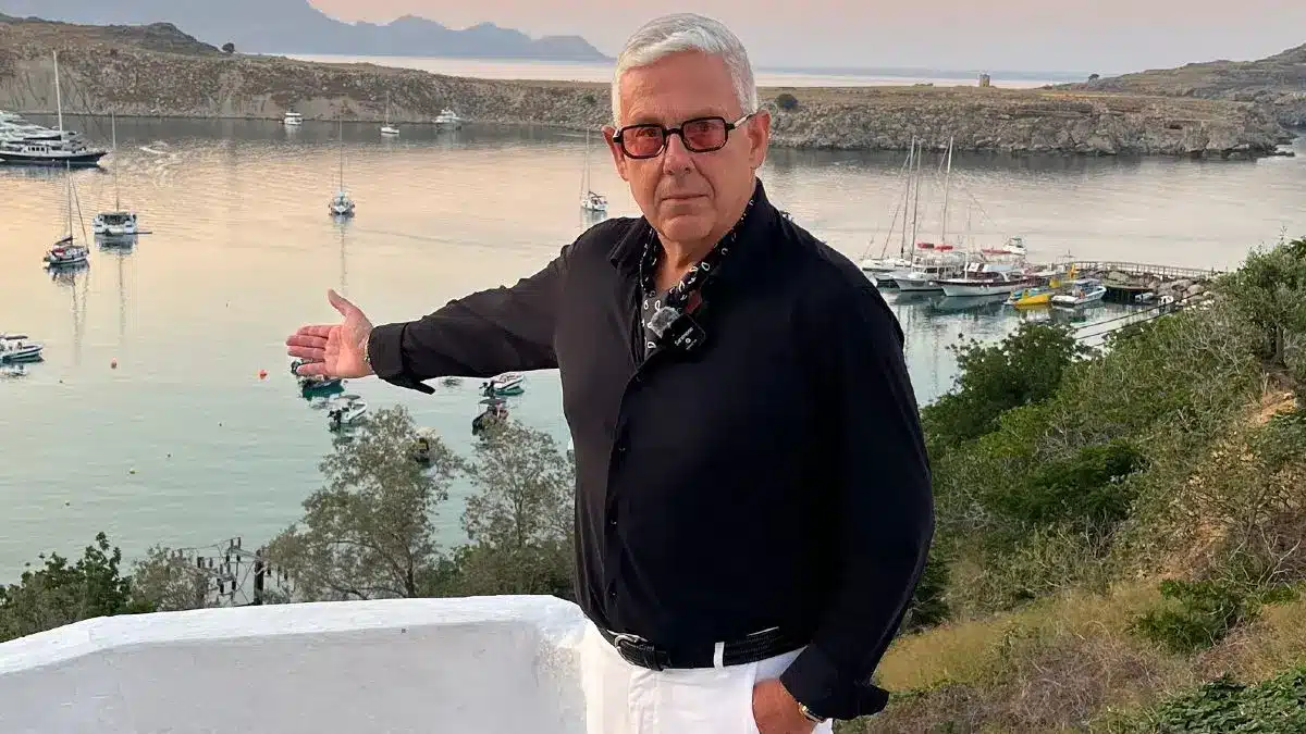 tasos dousis.jpg