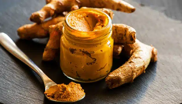 turmeric paste landing 1 9582e84e a85a 405d 839c fa2331aceb3f
