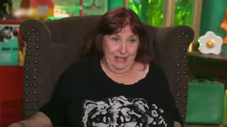 Η Ρούλα Βραχοπούλου στο Cash or Trash: «Έχω συγκινηθεί, βλέπω μπροστά μου τη ζωή μου ολόκληρη»